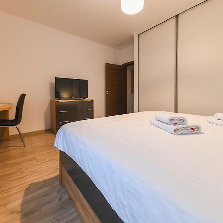 Spacious And Quiet 2 Bedroom Apartment Cluj-Napoca Extérieur photo