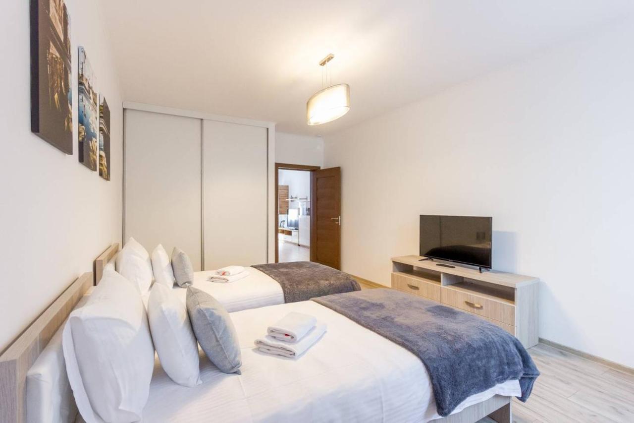 Spacious And Quiet 2 Bedroom Apartment Cluj-Napoca Extérieur photo